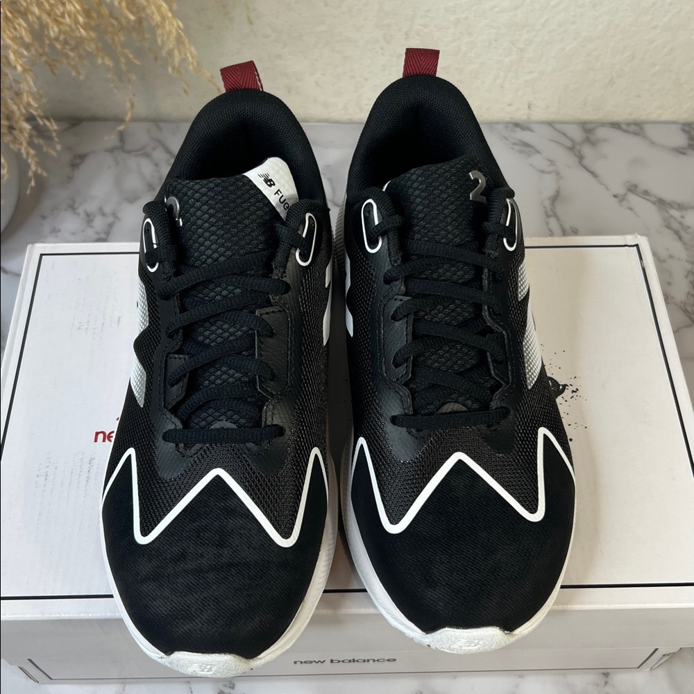 New Balance Unisex Sneakers & Athletic Shoes FuelCell Romero Various Sizes - Picture 4 of 10